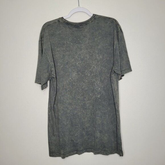 Sweetheart of the Rodeo grunge pinup lived in short sleeve shirt size large - Picture 2 of 5